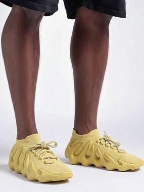 Yeezy 450 sulfur men’s sneakers
